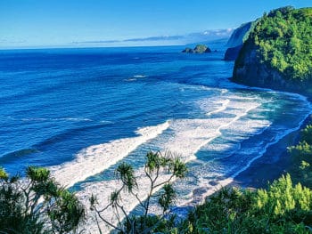 This is What You’ve Been Missing When You Visit Hawaii’s Tourist Traps